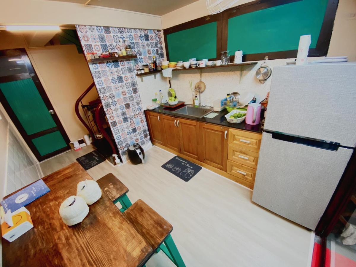 Cozy Room@Saigon Ho Chi Minh City Bagian luar foto